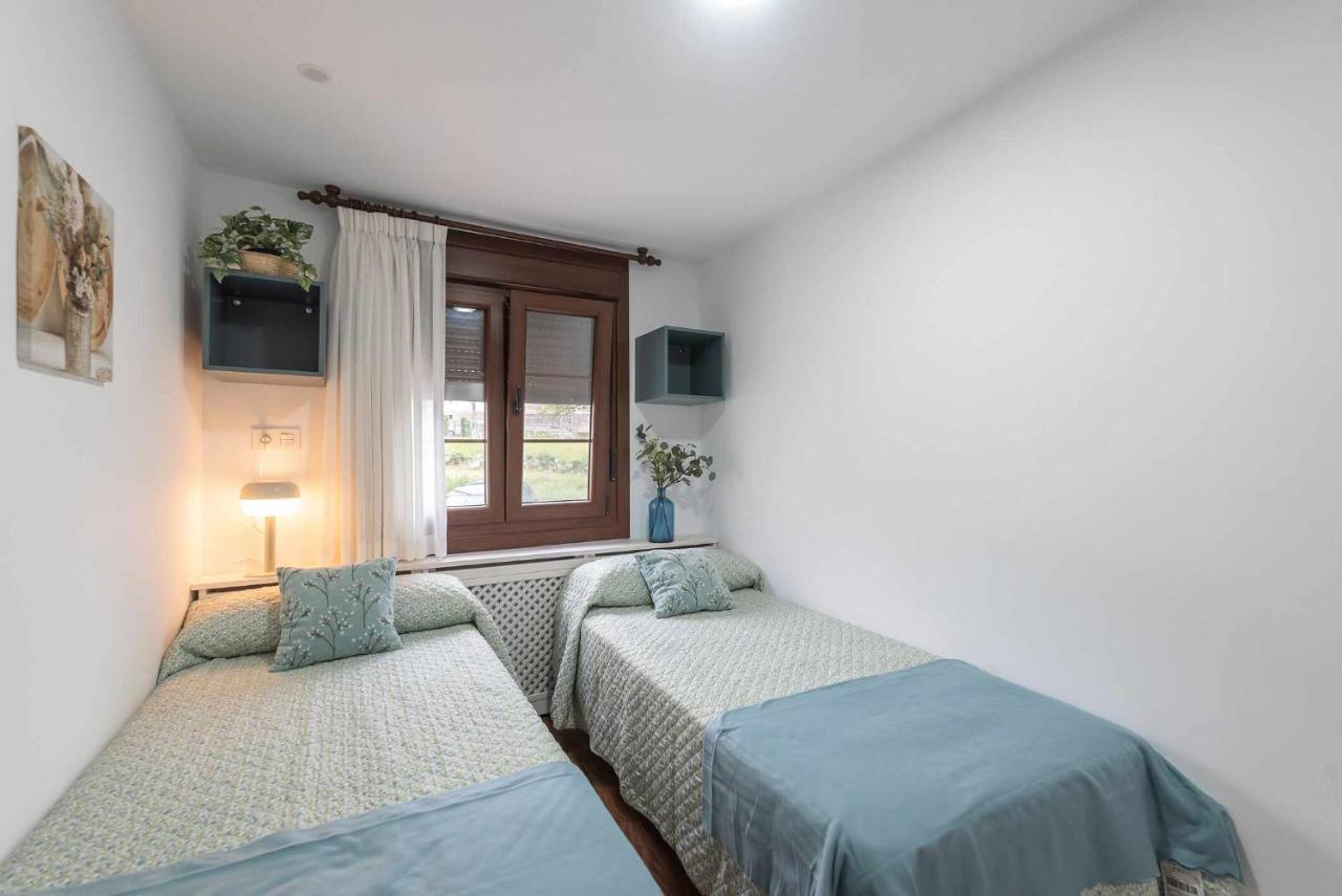 Apartamentos La Corrada De 安德里恩 外观 照片