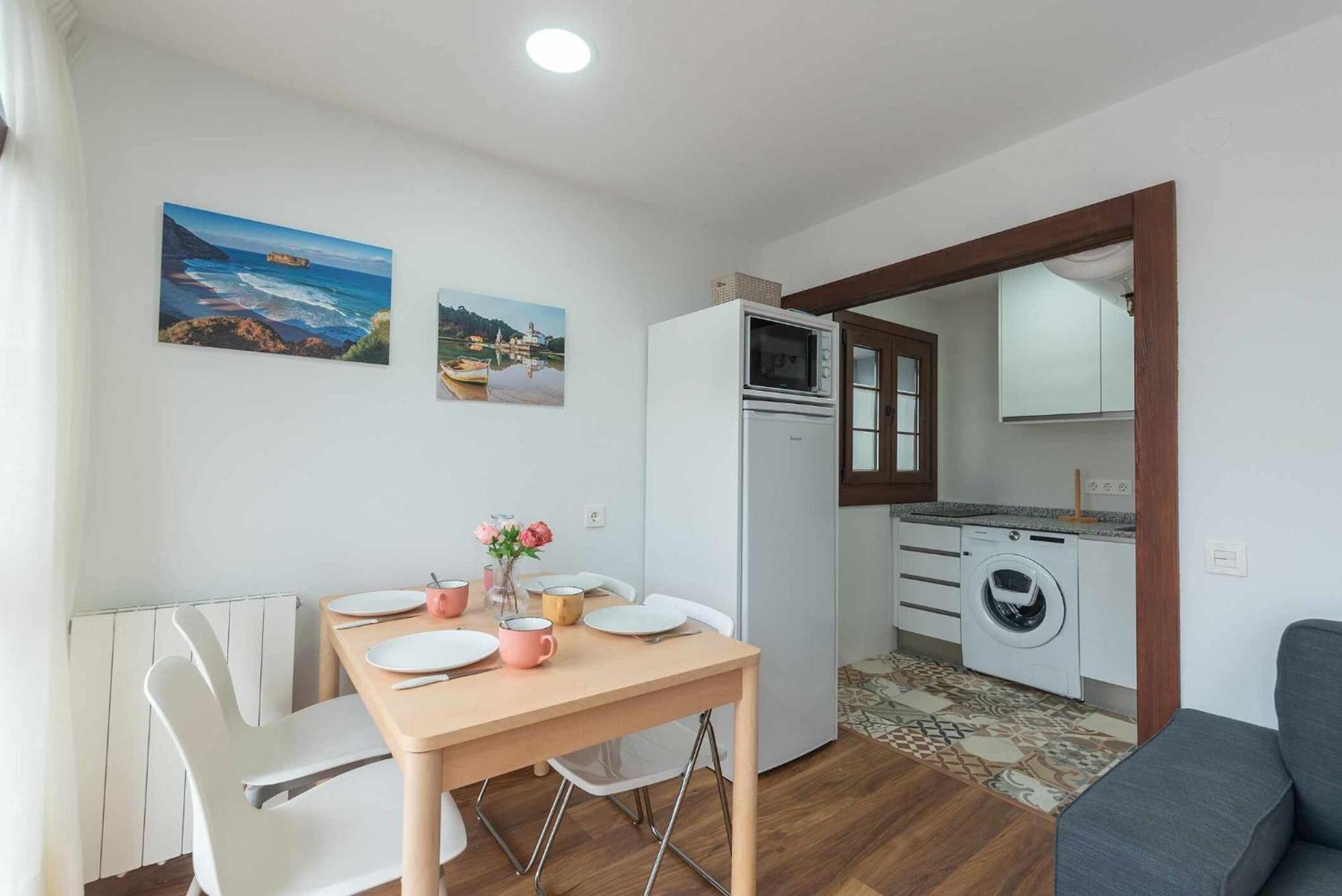 Apartamentos La Corrada De 安德里恩 外观 照片
